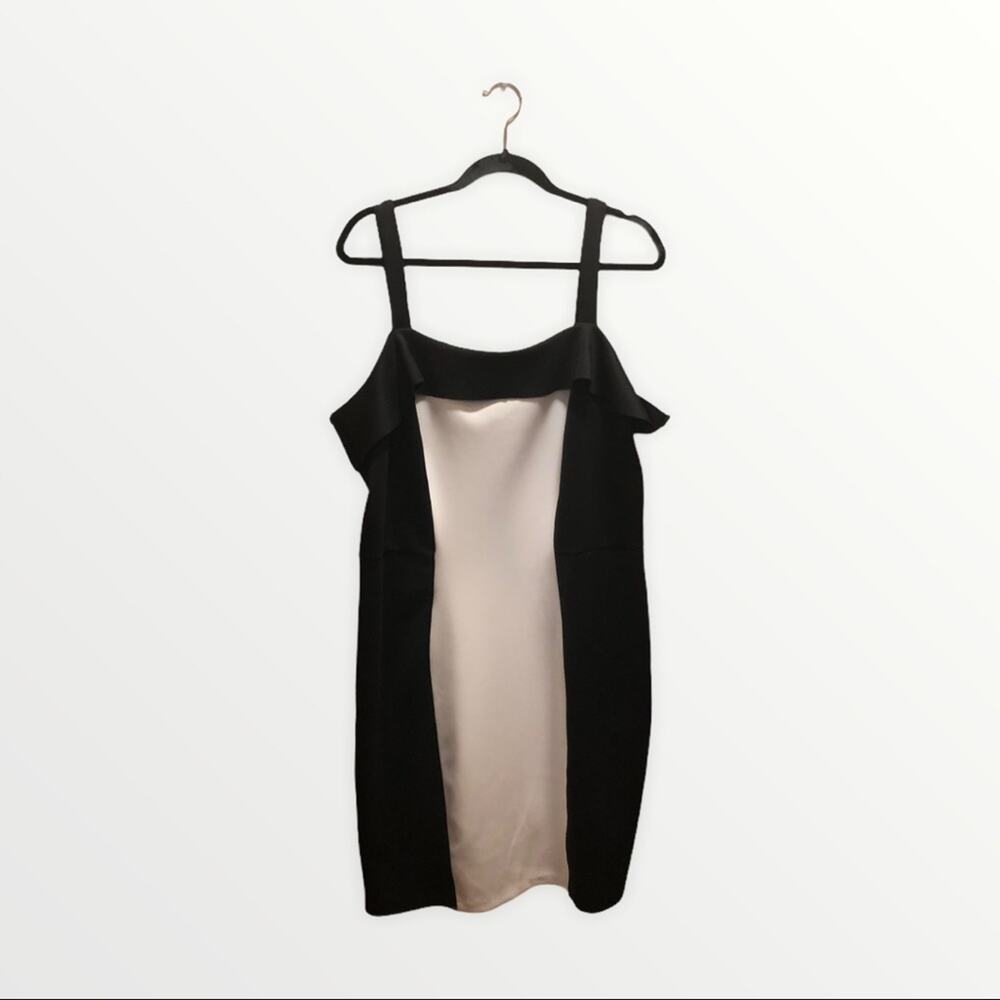 Project Runway strapped dress zips up back